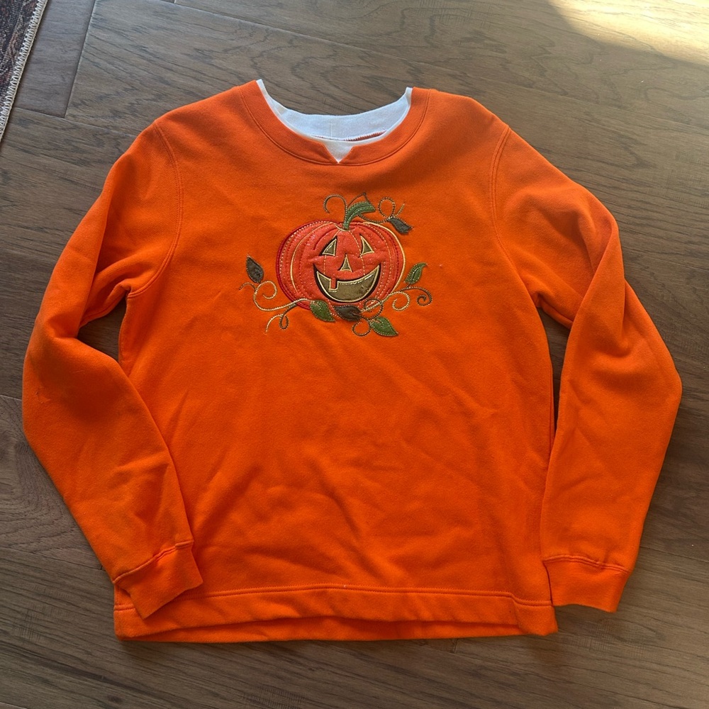 White Stag Women’s Crewneck Sweater with Pumpkin Design